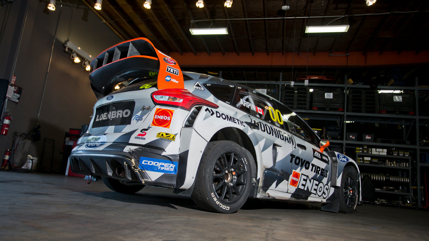 0-60mph in Under 2 Seconds!? Under the Hood of the 600hp AWD Ford Focus RS RX Rallycross Car
