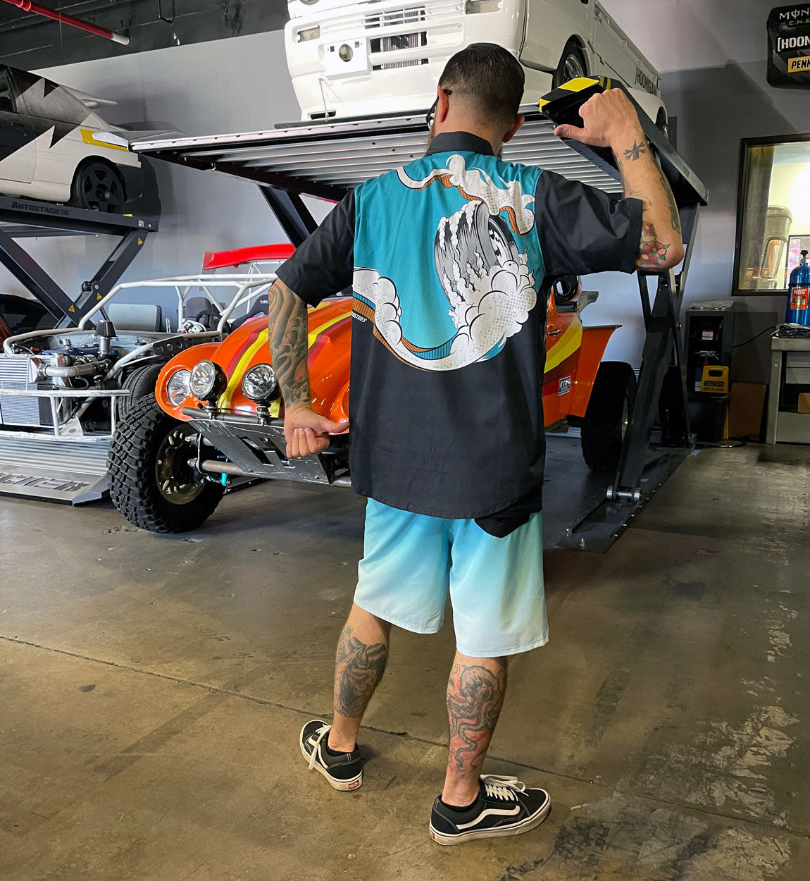Hoonigan WAVE OF MUTILATION Woven Short Sleeve Button-up Shirt