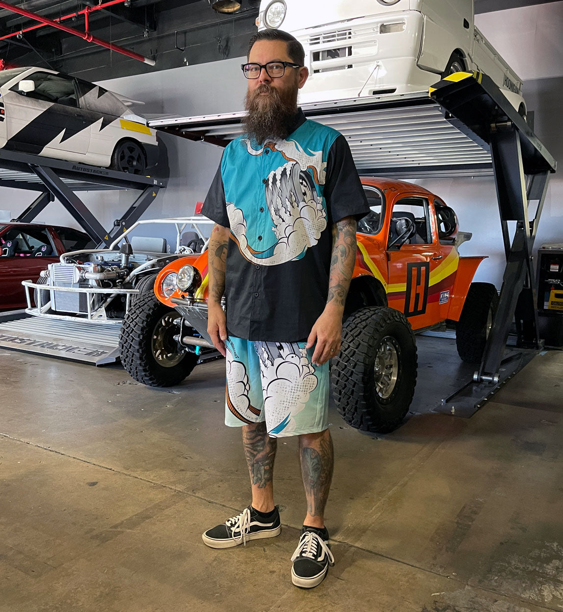 Hoonigan WAVE OF MUTILATION Woven Short Sleeve Button-up Shirt