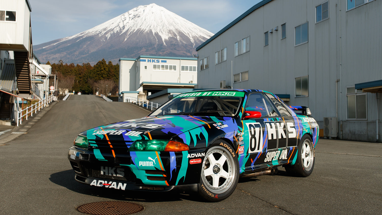 HKS R32 GTR: The Nissan Skyline of our 90s JDM Dreams