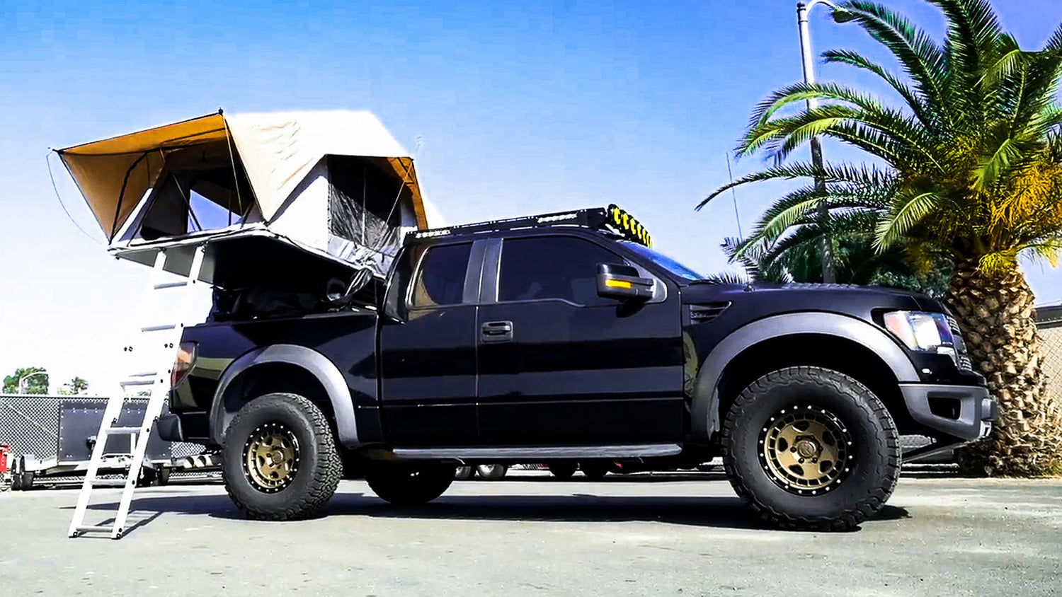 Supercharged Ford Raptor Vin's Tow-ver-lander!