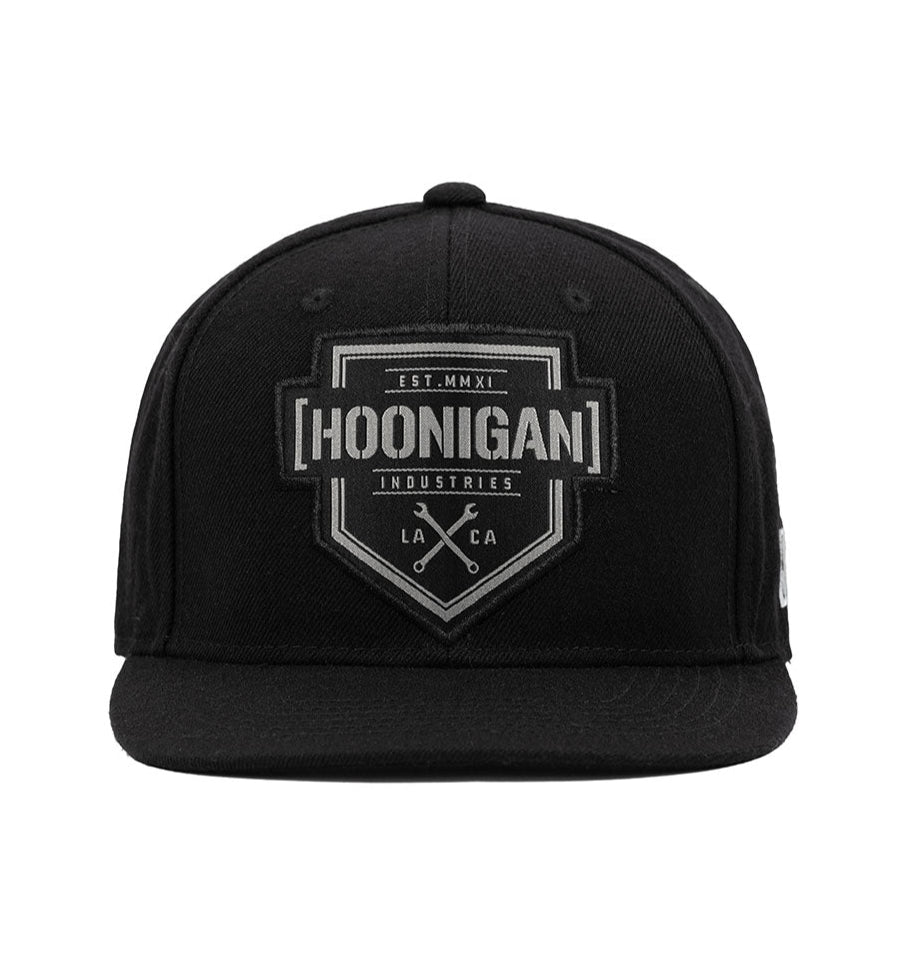 BRACKET X snapback hat